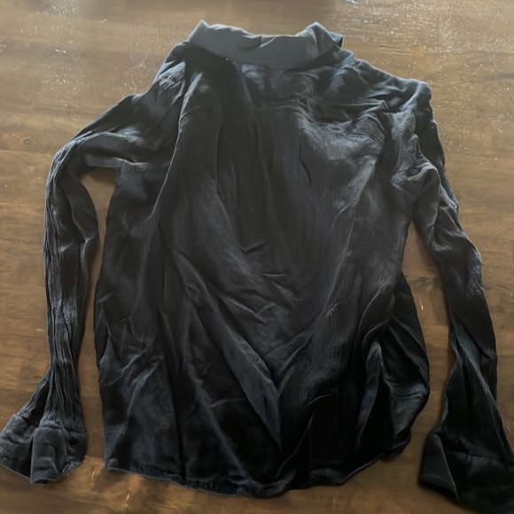 Cute Roxy Button Up - Picture 3 of 3